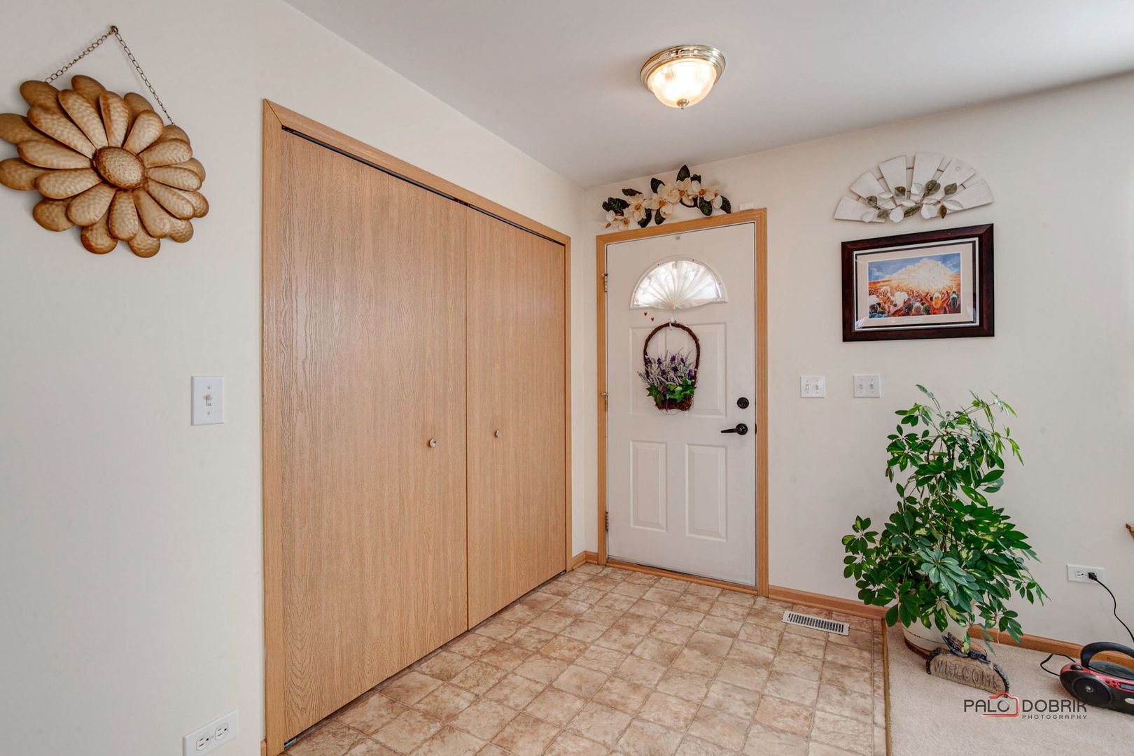 1402 Reed Road Zion, IL 60099 - Photo 3 of 36 Gallery Image 3