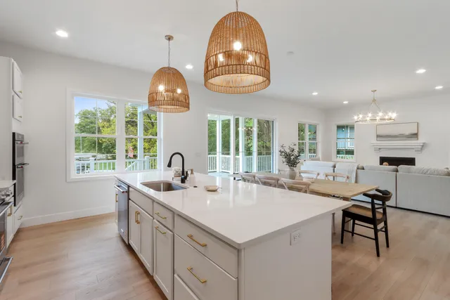 $2,695,000 | 5598 West Shore Drive, La Grange, WI 53121