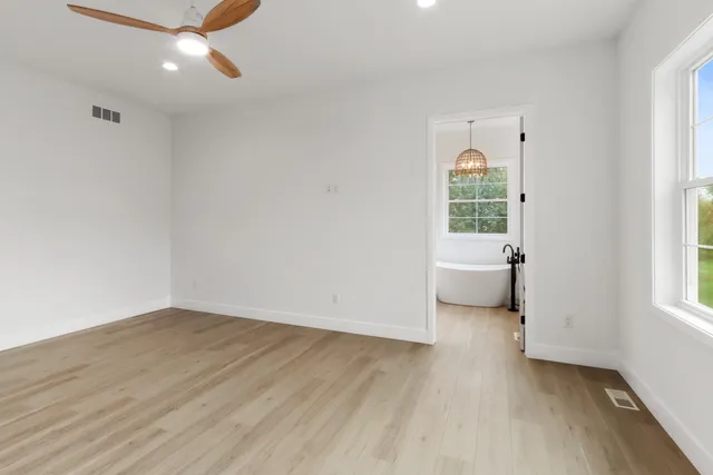 $2,695,000 | 5598 West Shore Drive, La Grange, WI 53121