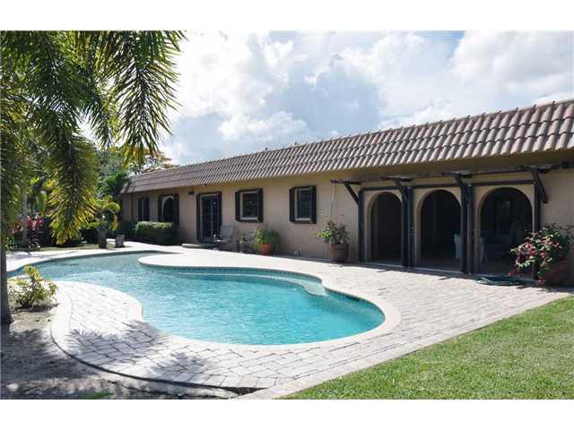5410 Southwest 178th Avenue Southwest Ranches, FL 33331 - Photo 20 of 25 Pool