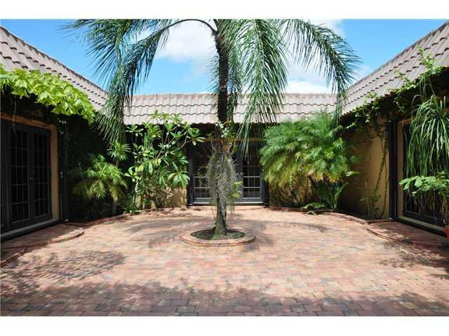 5410 Southwest 178th Avenue Southwest Ranches, FL 33331 - Photo 2 of 25 Exterior Front