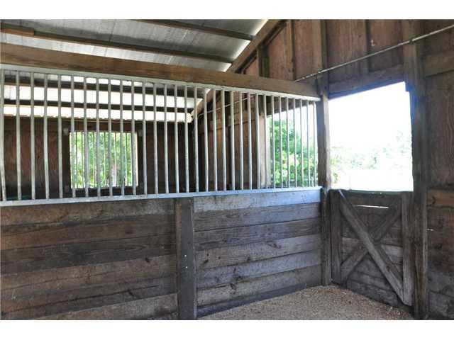 5410 Southwest 178th Avenue Southwest Ranches, FL 33331 - Photo 22 of 25 Stable/Barn