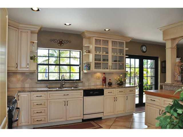 5410 Southwest 178th Avenue Southwest Ranches, FL 33331 - Photo 5 of 25 Kitchen