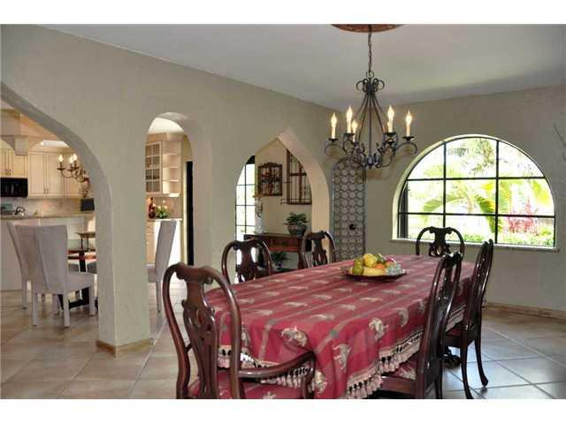5410 Southwest 178th Avenue Southwest Ranches, FL 33331 - Photo 6 of 25 Dining Room