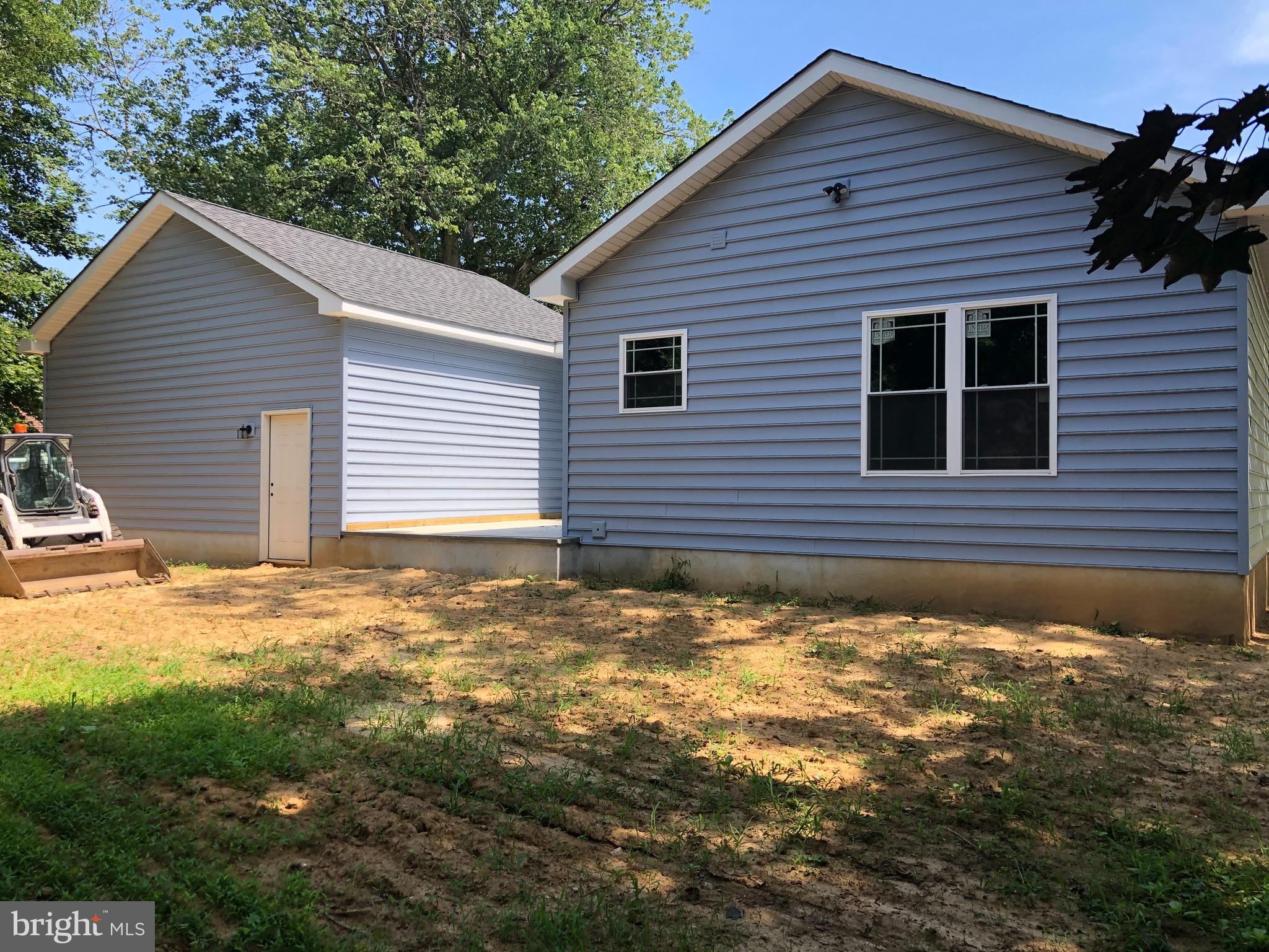 406 Harvey Road Claymont, DE 19703 - Photo 8 of 45 Gallery Image 8
