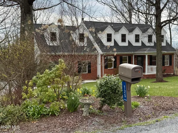 $389,000 | 125 Lemic Drive, New Paris, PA 15554
