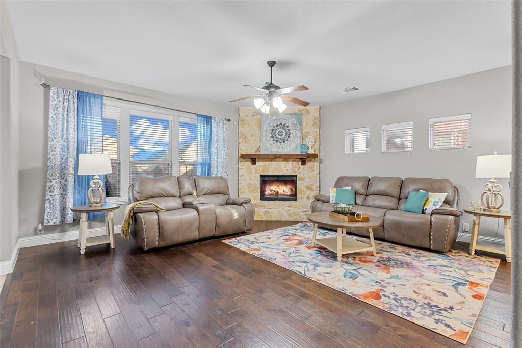 1174 Spring Cress Burleson, TX 76028 - Photo 10 of 37 Spacious and welcoming living room
