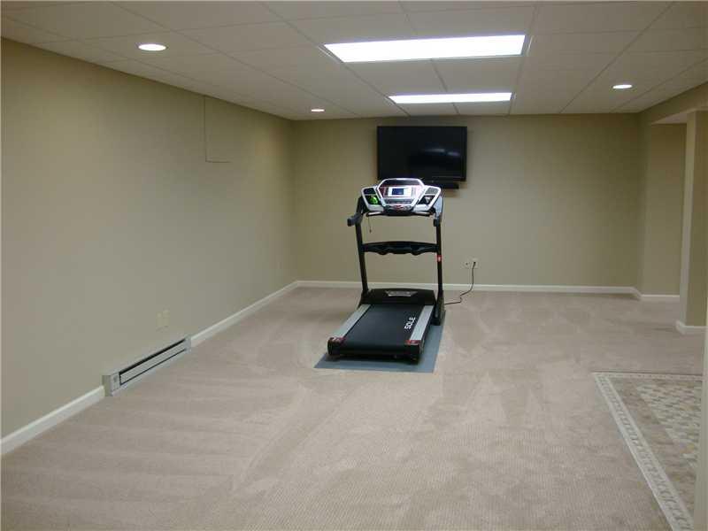 11157 Ridgewater Circle Fishers, IN 46037 - Photo 19 of 24 Gallery Image 19