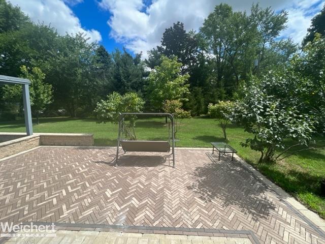 1271 Green Ridge Road Rochester, MI 48309 - Photo 66 of 68 50088001-65.JPG