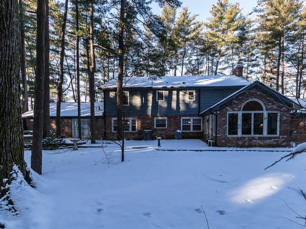 7657 Dean Road Indianapolis, IN 46240 - Photo 24 of 26 Gallery Image 24