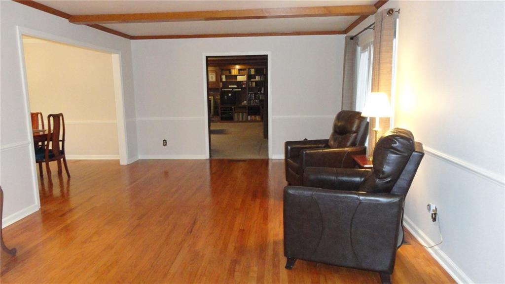 7657 Dean Road Indianapolis, IN 46240 - Photo 8 of 26 Gallery Image 8
