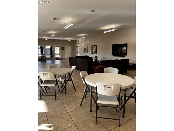 $46,000 | 1400 Candlelight Drive, Unit 162, Eugene, OR 97402