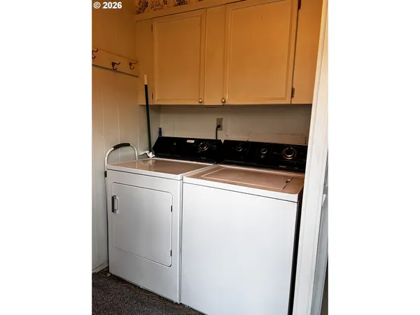 $46,000 | 1400 Candlelight Drive, Unit 162, Eugene, OR 97402