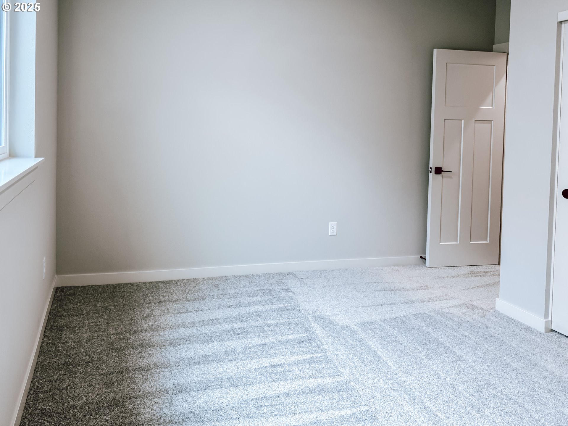 2509 South 4th Way Ridgefield, WA 98642 - Photo 13 of 45 a view of an empty room