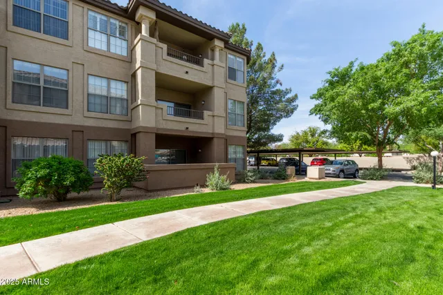 $275,000 | 14950 West Mountain View Boulevard, Unit 1112, Surprise, AZ 85374