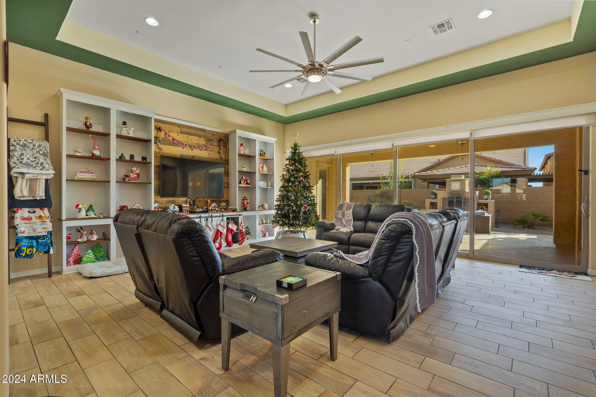 21999 East Camacho Road Queen Creek, AZ 85142 - Photo 12 of 82 12-web-or-mls-Interior-8