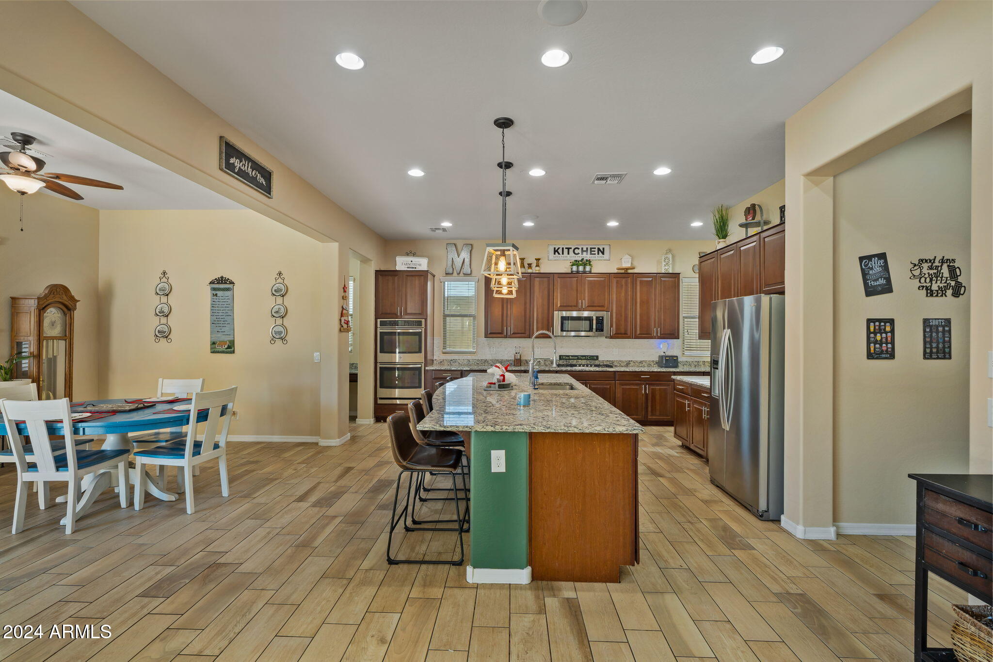 21999 East Camacho Road Queen Creek, AZ 85142 - Photo 17 of 82 17-web-or-mls-Interior-13