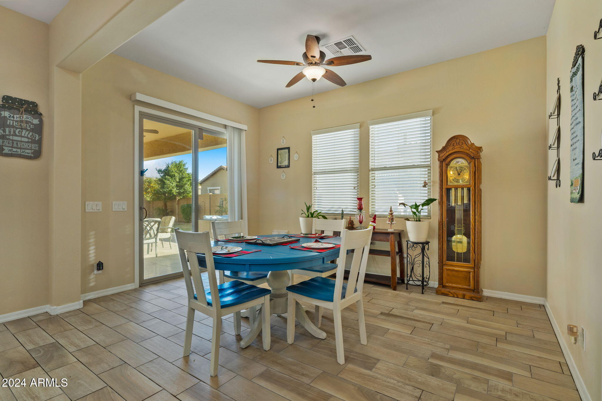 21999 East Camacho Road Queen Creek, AZ 85142 - Photo 25 of 82 25-web-or-mls-Interior-21