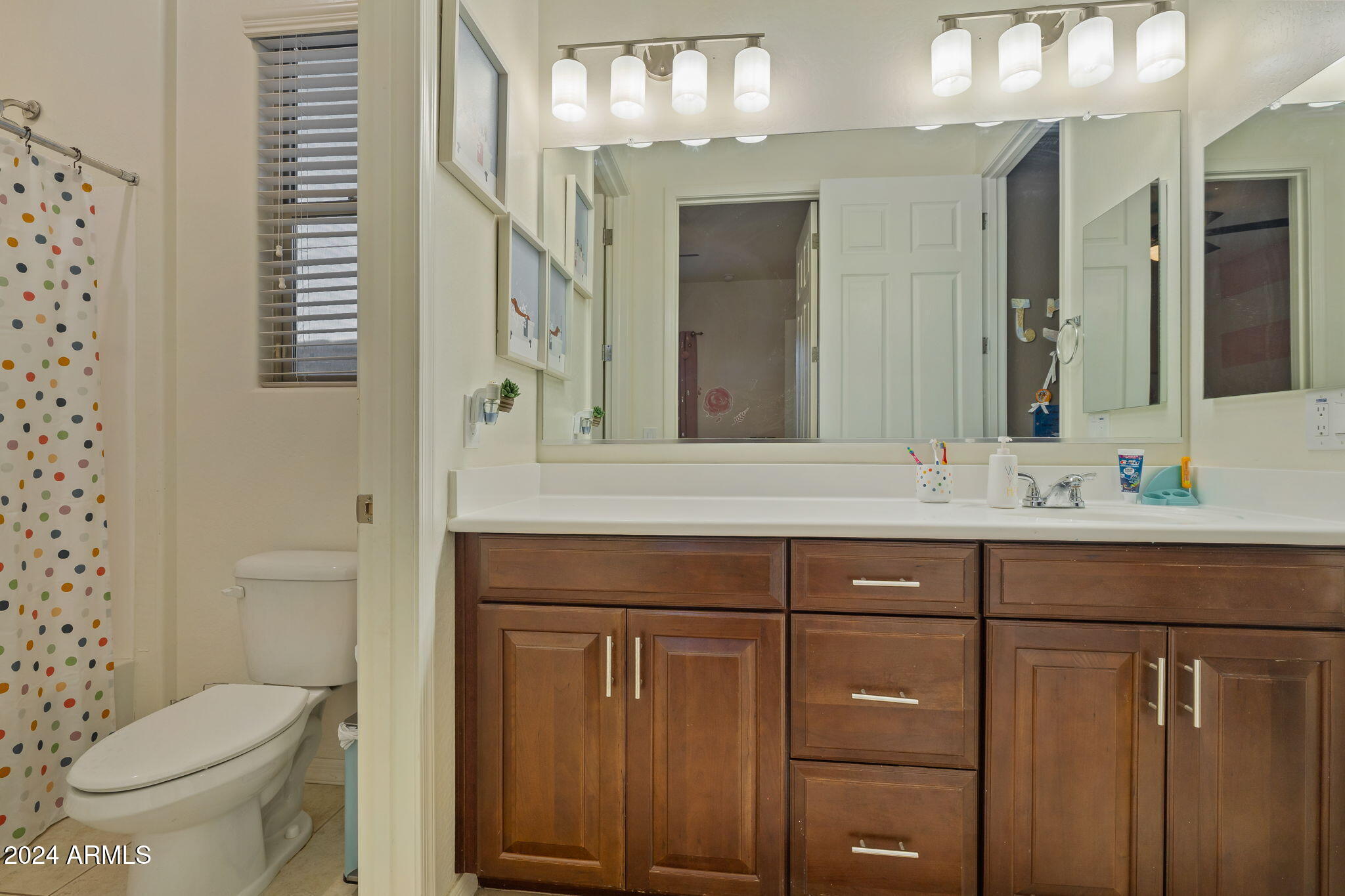 21999 East Camacho Road Queen Creek, AZ 85142 - Photo 46 of 82 46-web-or-mls-Interior-42
