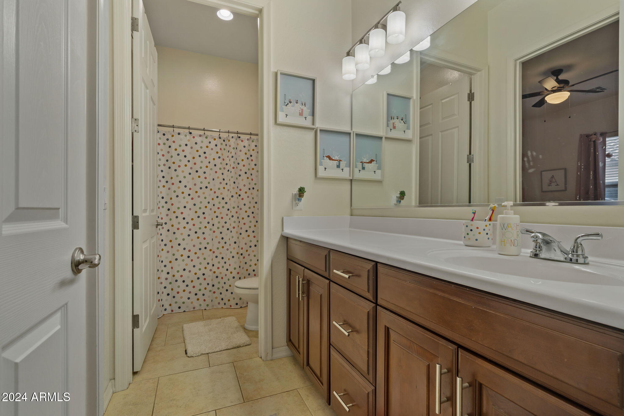 21999 East Camacho Road Queen Creek, AZ 85142 - Photo 47 of 82 47-web-or-mls-Interior-43