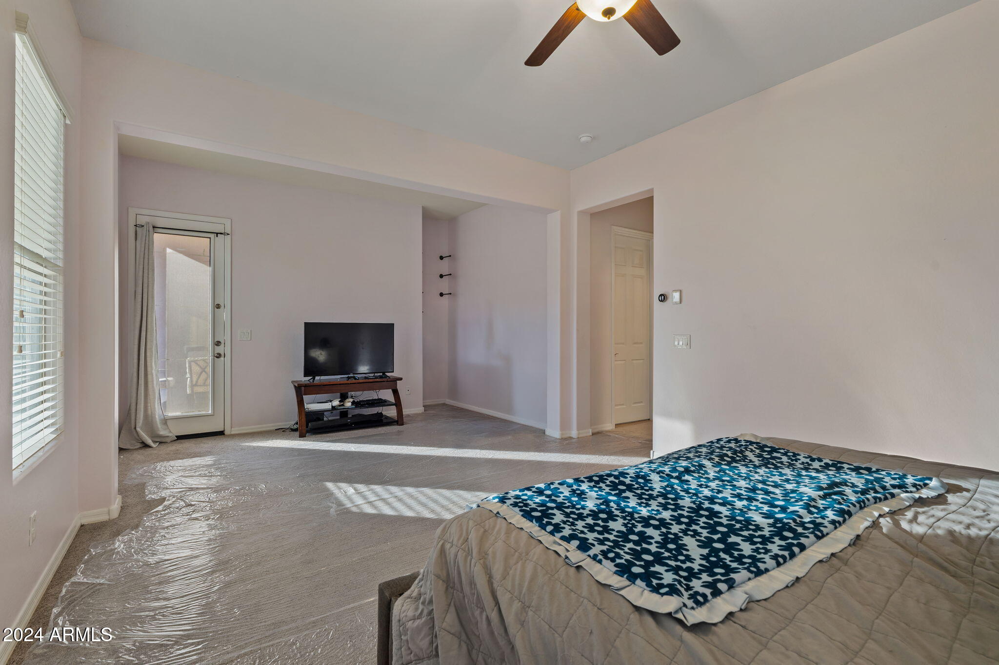 21999 East Camacho Road Queen Creek, AZ 85142 - Photo 51 of 82 51-web-or-mls-Interior-47