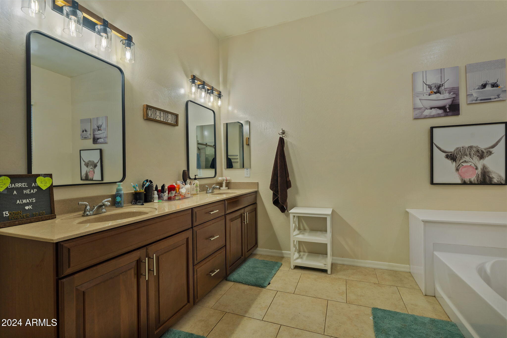 21999 East Camacho Road Queen Creek, AZ 85142 - Photo 57 of 82 57-web-or-mls-Interior-53