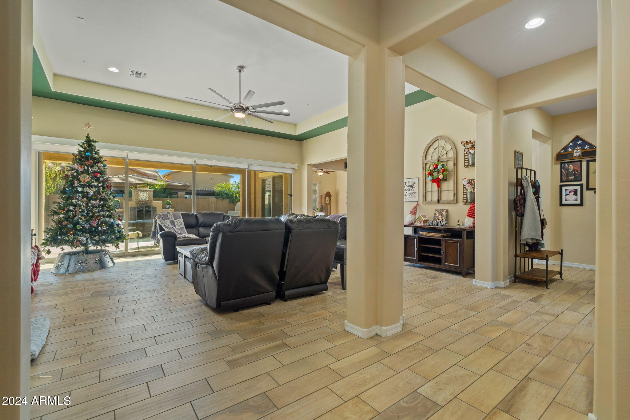 21999 East Camacho Road Queen Creek, AZ 85142 - Photo 7 of 82 7-web-or-mls-Interior-2