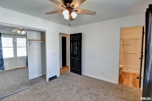 $197,900 | 204 Henry Street, Bulpitt, IL 62517