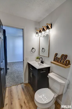 $197,900 | 204 Henry Street, Bulpitt, IL 62517