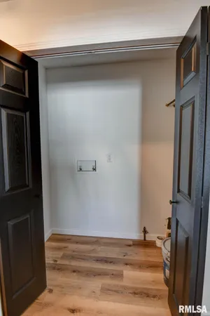 $197,900 | 204 Henry Street, Bulpitt, IL 62517