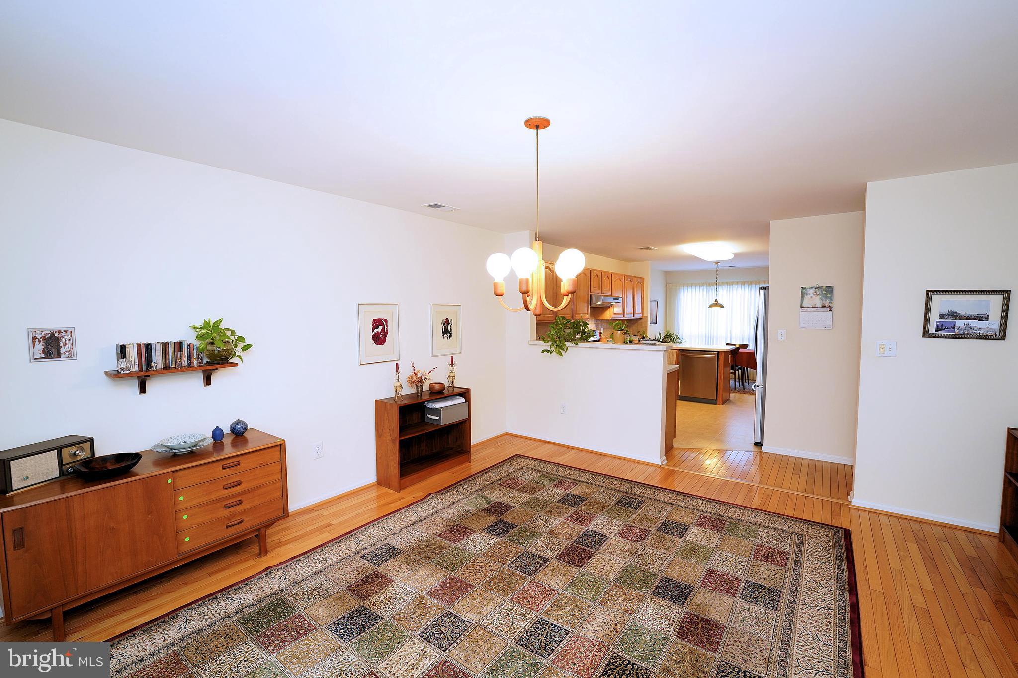 337 Watkins Road Pennington, NJ 08534 - Photo 13 of 36 Dining room