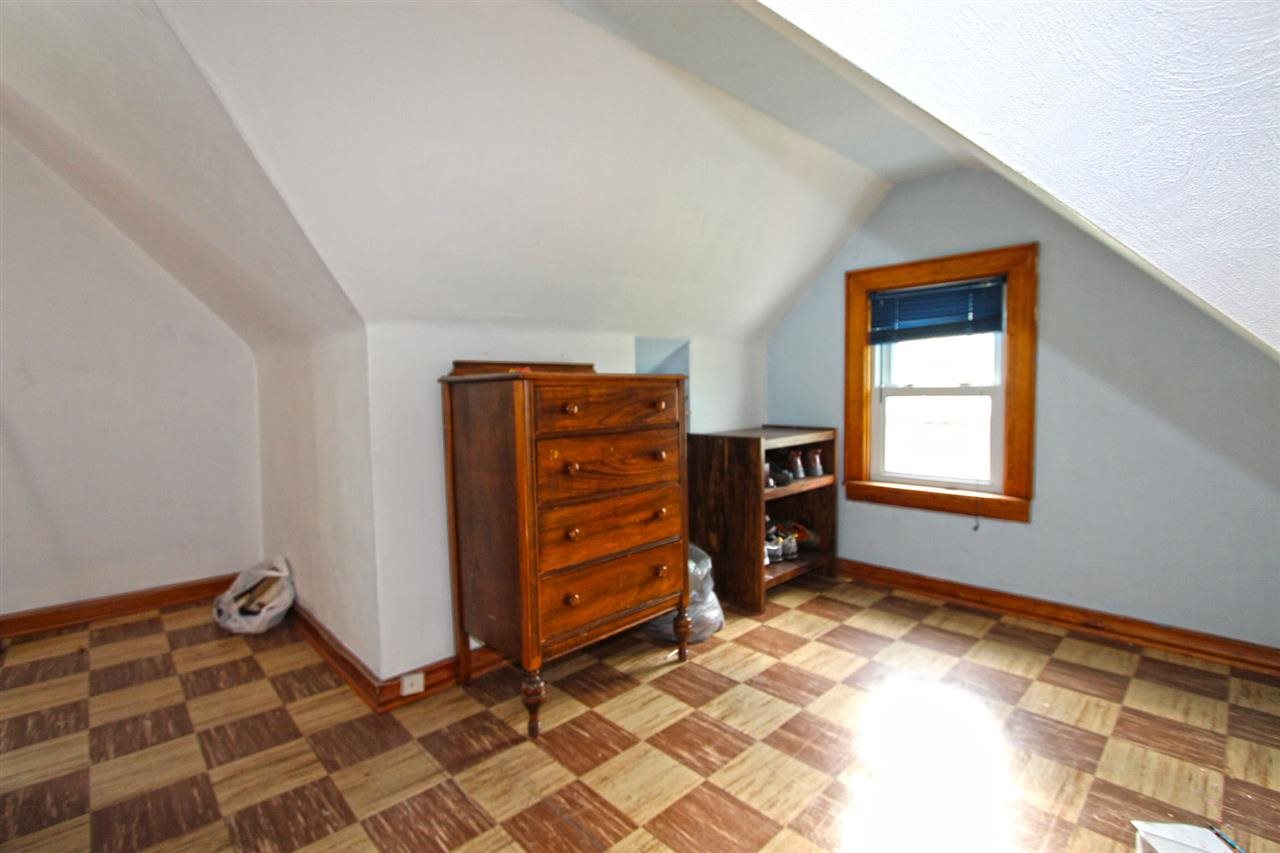 55104 Moss Road South Bend, IN 46628 - Photo 23 of 26 Gallery Image 23