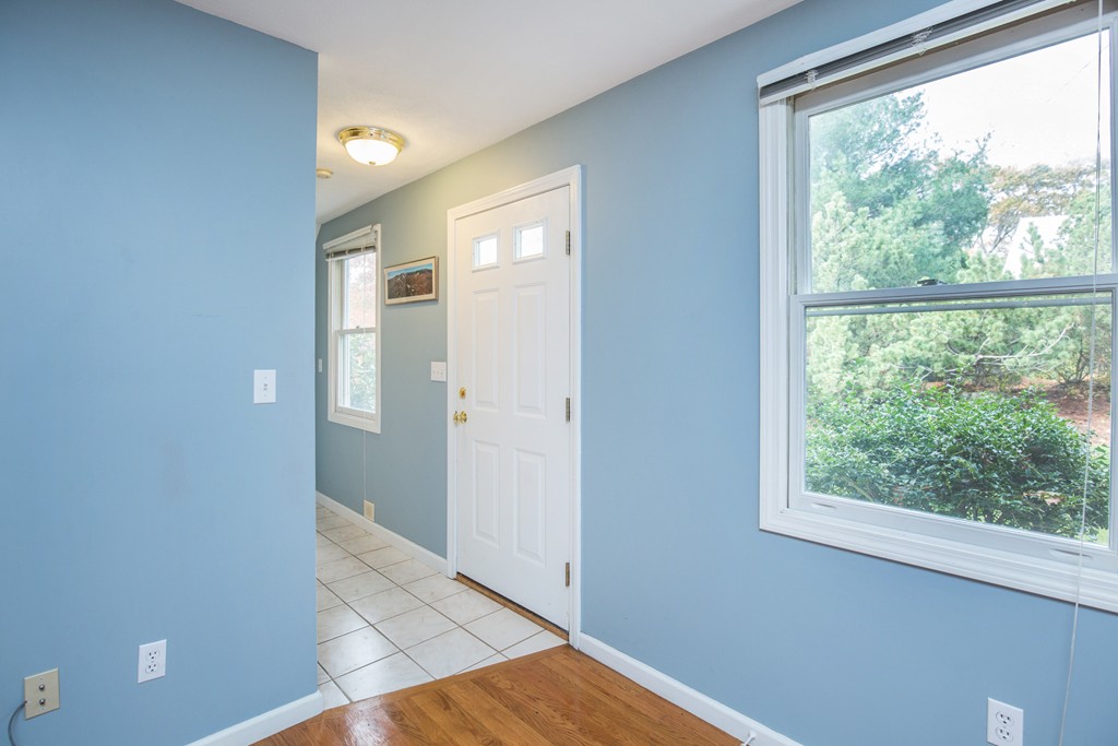29 Furbush Road Boston, MA 02132 - Photo 4 of 28 Gallery Image 4