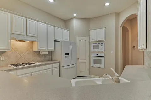 $365,000 | 930 Arbor Pine, Tomball, TX 77375