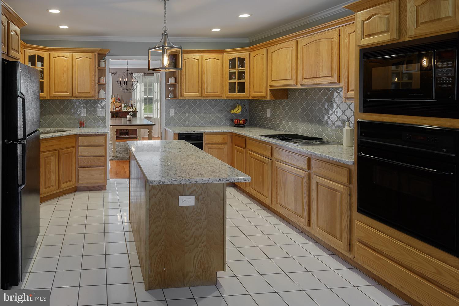 7 Bridle Path Southampton, NJ 08088 - Photo 17 of 25