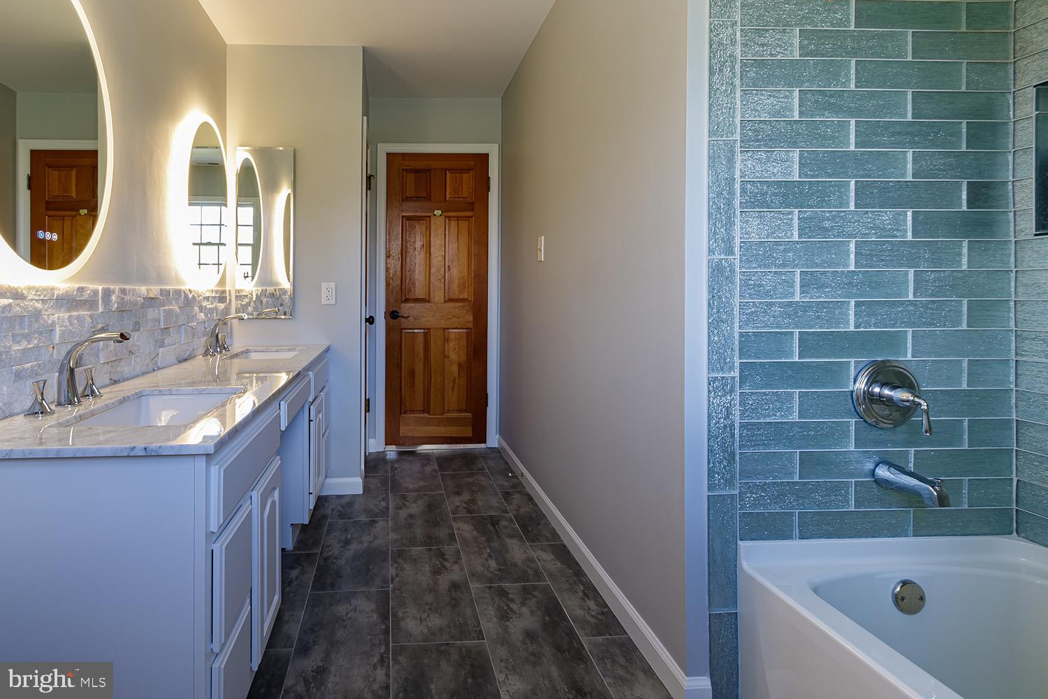 7 Bridle Path Southampton, NJ 08088 - Photo 23 of 25