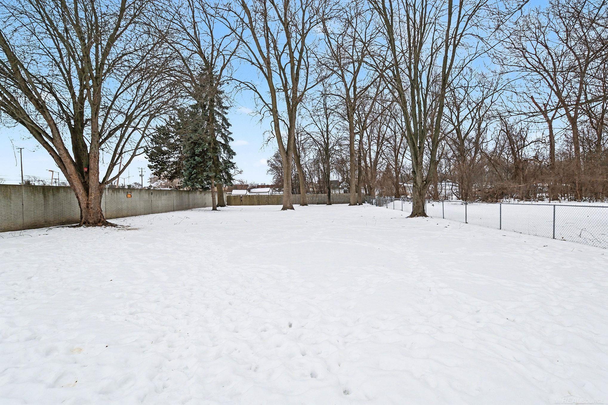968 Trombley Road Troy, MI 48083 - Photo 25 of 26 50199274-4a615826-4c97-48fb-97d1-9e8a01264aaa.JPG