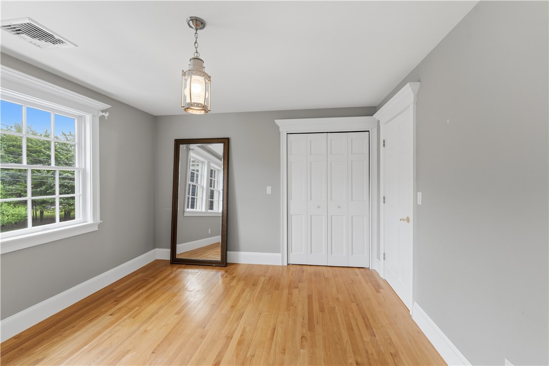 198 Poppasquash Road Bristol, RI 02809 - Photo 45 of 48