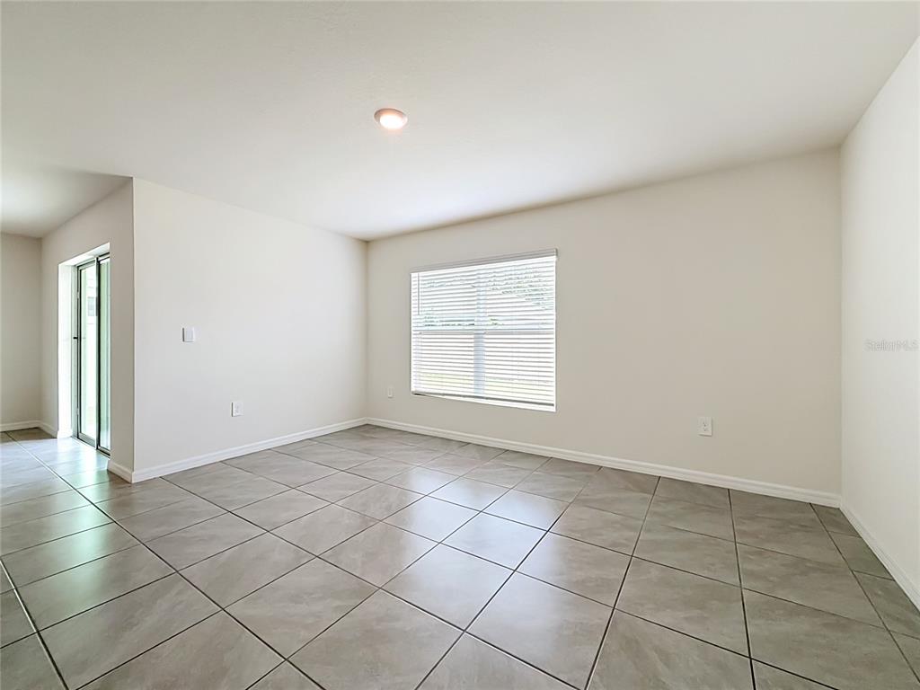 6698 Southeast 3rd Loop Ocala, FL 34472 - Photo 28 of 43