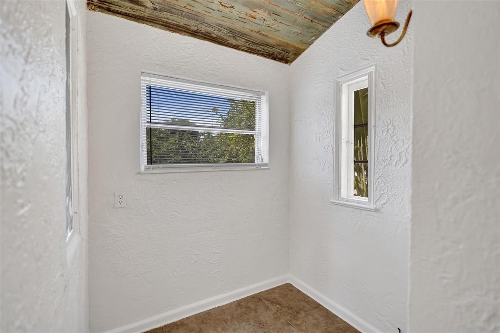 1818 Florida Avenue West Palm Beach, FL 33401 - Photo 19 of 50