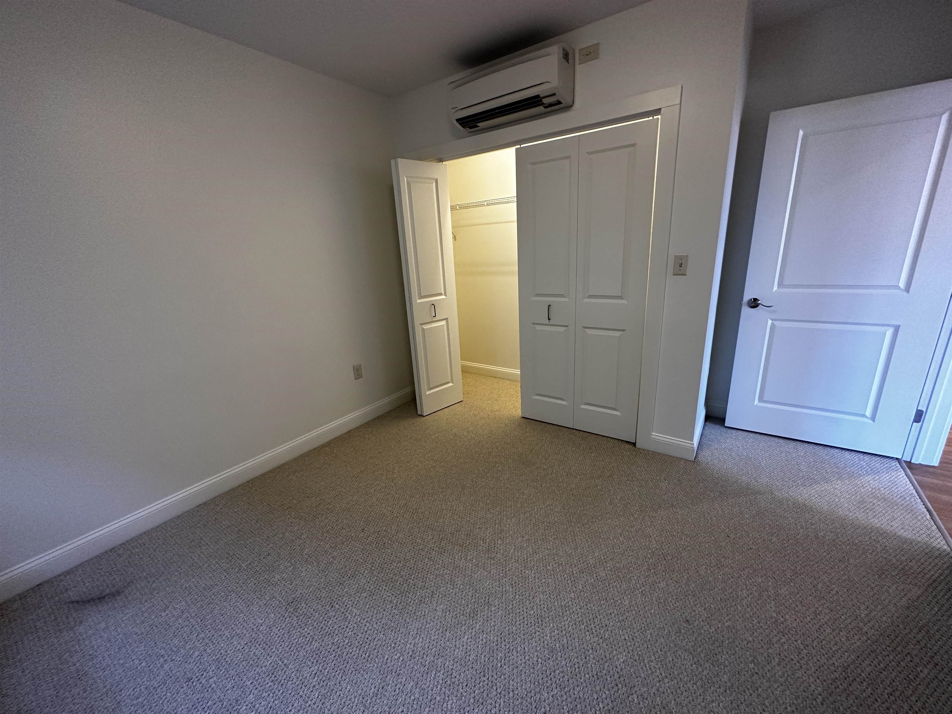 875 Elm Street, Unit 406 Manchester, NH 03101 - Photo 22 of 40