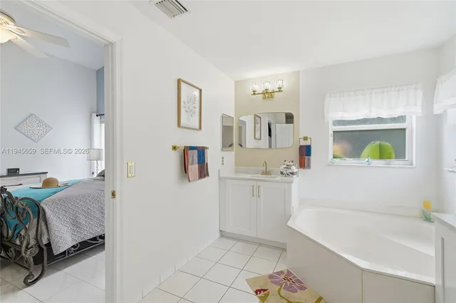 $625,000 | 20494 Southwest 5th Street, Pembroke Pines, FL 33029