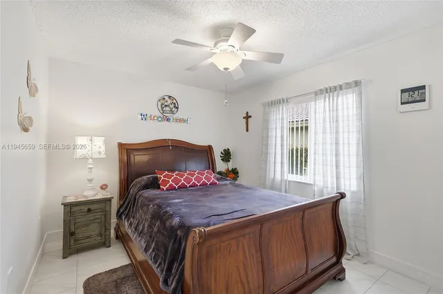 $625,000 | 20494 Southwest 5th Street, Pembroke Pines, FL 33029