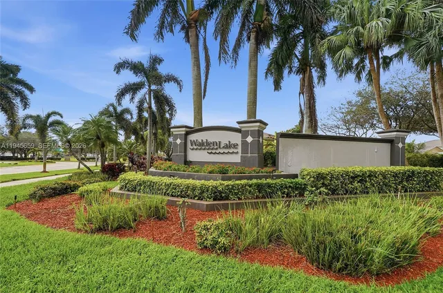 $625,000 | 20494 Southwest 5th Street, Pembroke Pines, FL 33029