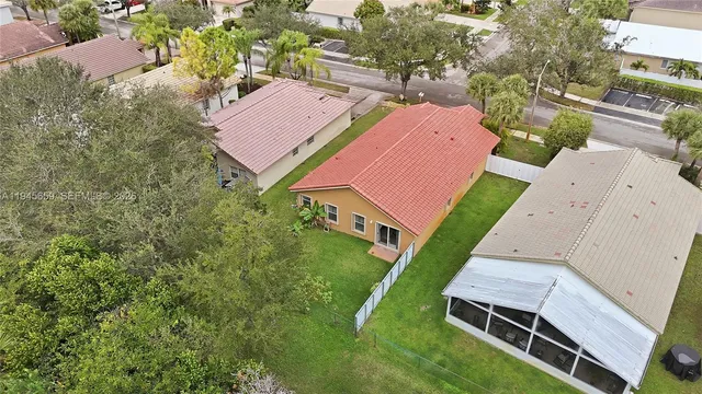 $625,000 | 20494 Southwest 5th Street, Pembroke Pines, FL 33029