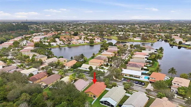 $625,000 | 20494 Southwest 5th Street, Pembroke Pines, FL 33029