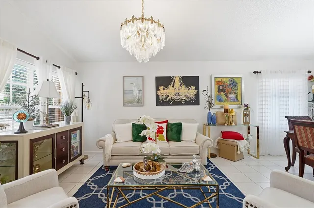 $625,000 | 20494 Southwest 5th Street, Pembroke Pines, FL 33029