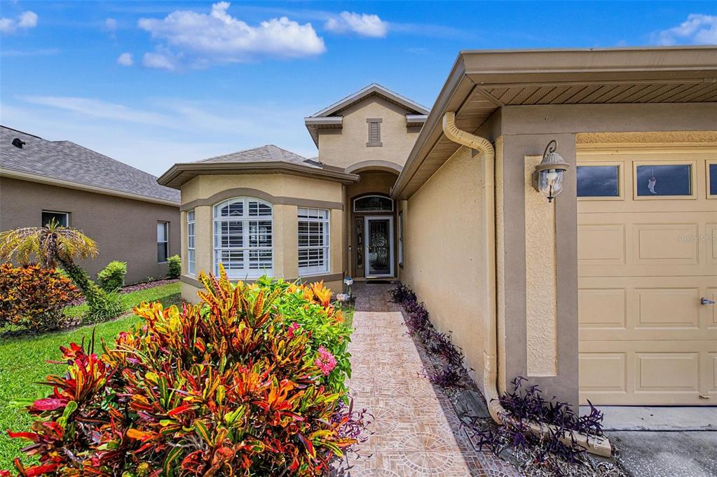 2811 Ravendale Lane Holiday, FL 34691 - Photo 3 of 37