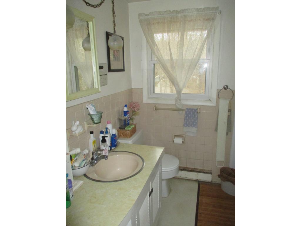 35 Mill Pond Road Durham, NH 03824 - Photo 12 of 17