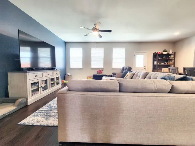 $2,295 | 3720 Soft Shore Lane, Pflugerville, TX 78660